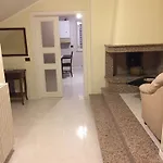 Oda ve Kahvaltı Degli Archi - Ristorante Castorano (Ascoli Piceno)