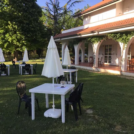 Couette-café Degli Archi - Ristorante Castorano (Ascoli Piceno)