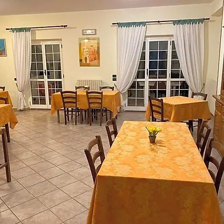 Nocleg ze śniadaniem Degli Archi - Ristorante
