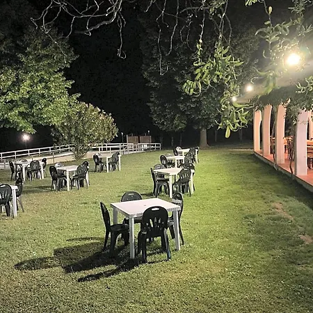 Nocleg ze śniadaniem Degli Archi - Ristorante 3*